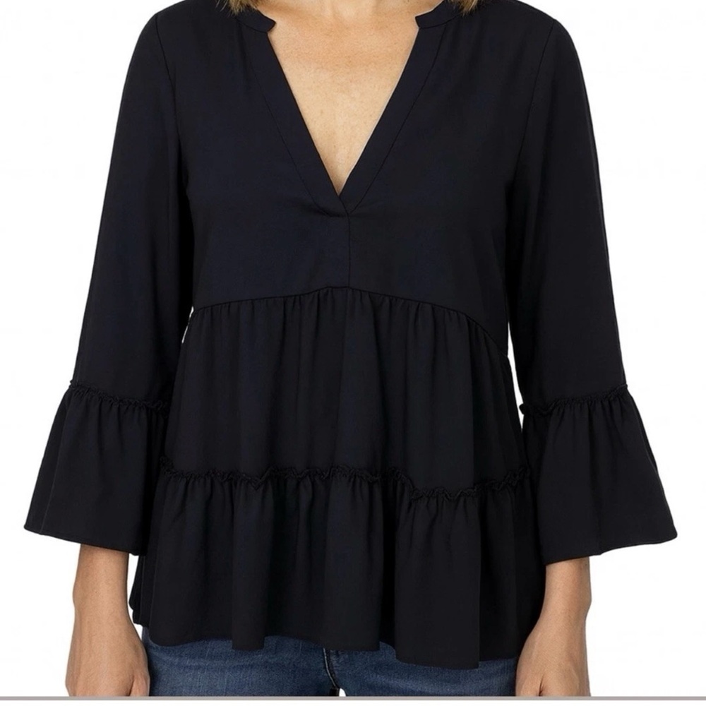 Tuckernuck Pomander Place Black Crepe Kenzo Ruffle Top Blouse Size Medium Black